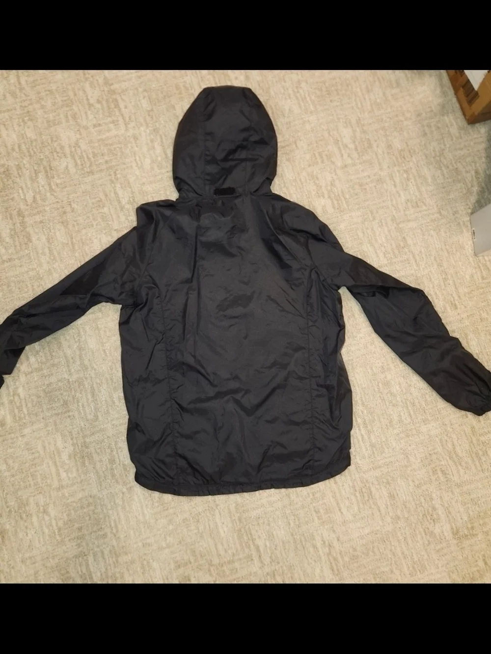 Nike Black Windbreaker Water Resistant Hooded Jacket Embroidered Swoosh Medium